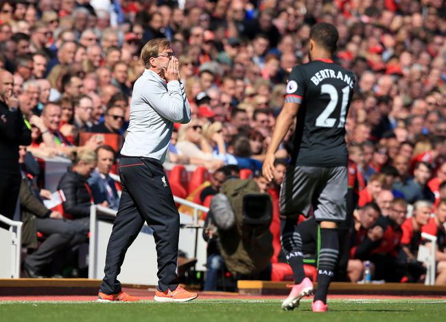 看完曼联vs埃弗顿中b费的触球集锦，拉爵还是把他卖了吧