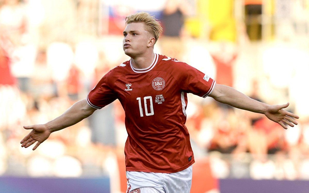 若莱万今晚进球，布鲁日将成为他欧冠中打入进球的第39个对手（莱万若今夜破门，布鲁日将成其欧冠生涯第39个破门对手）