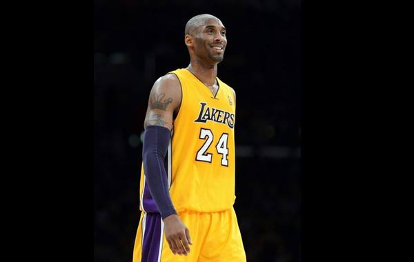 意甲出场数最多的亚洲球员11人阵容：长友佑都、中田英寿领衔（意甲亚洲球员出场榜最佳11人：中田英寿、长友佑都领衔）